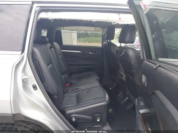 5TDJZRFH6HS369529 2017 TOYOTA HIGHLANDER - Image 8