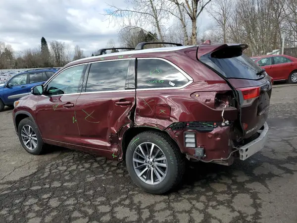 5TDJZRFH6HS384127 2017 TOYOTA HIGHLANDER - Image 2
