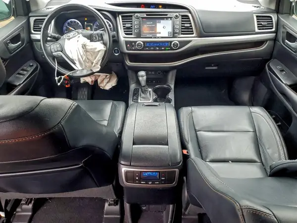 5TDJZRFH6HS388680 2017 TOYOTA HIGHLANDER - Image 8
