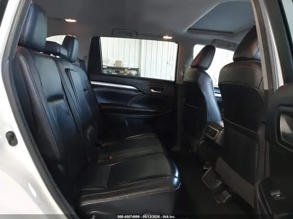 5TDJZRFH6HS393281 2017 TOYOTA HIGHLANDER - Image 8