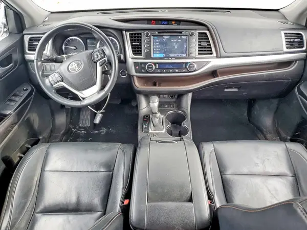 5TDJZRFH6HS397427 2017 TOYOTA HIGHLANDER - Image 8