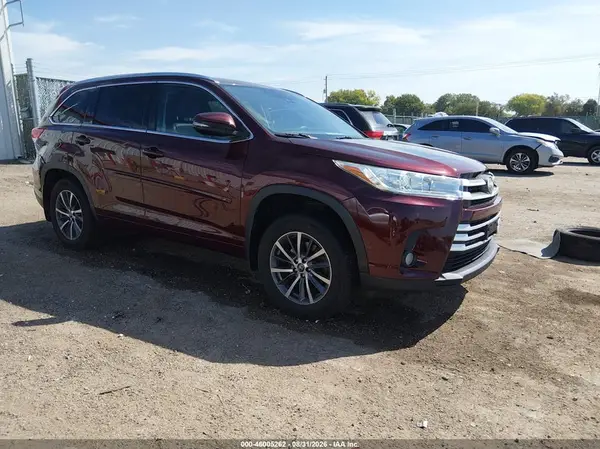 5TDJZRFH6HS413903 2017 TOYOTA HIGHLANDER - Image 1