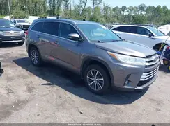 5TDJZRFH6HS415733 2017 TOYOTA HIGHLANDER