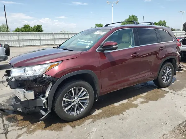 5TDJZRFH6HS437022 2017 TOYOTA HIGHLANDER - Image 1