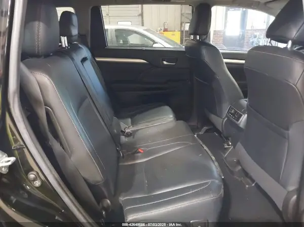 5TDJZRFH6HS444309 2017 TOYOTA HIGHLANDER - Image 8
