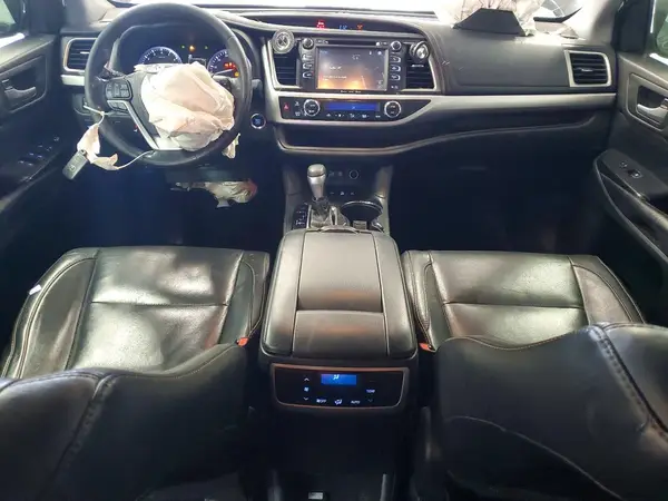 5TDJZRFH6HS461336 2017 TOYOTA HIGHLANDER - Image 8