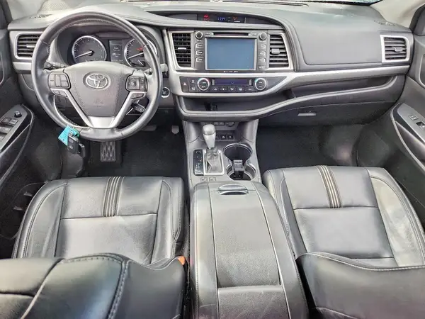 5TDJZRFH6HS464012 2017 TOYOTA HIGHLANDER - Image 8