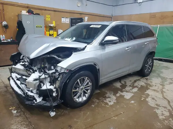 5TDJZRFH6HS468318 2017 TOYOTA HIGHLANDER - Image 1