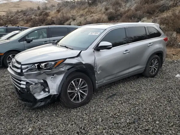 5TDJZRFH6HS510664 2017 TOYOTA HIGHLANDER - Image 1
