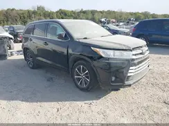 5TDJZRFH6HS511863 2017 TOYOTA HIGHLANDER