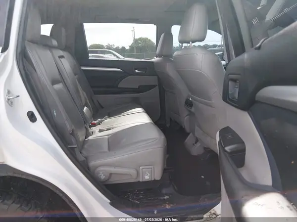 5TDJZRFH6HS514410 2017 TOYOTA HIGHLANDER - Image 8