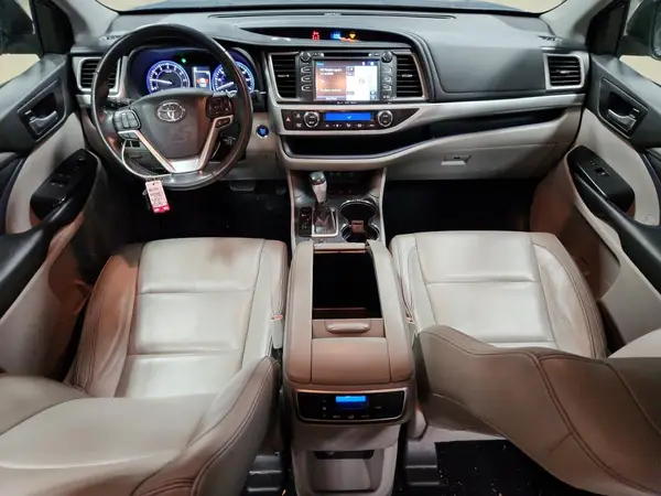 5TDJZRFH6JS486985 2018 TOYOTA HIGHLANDER - Image 8