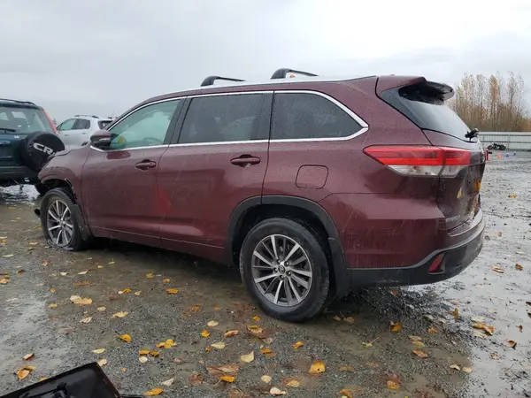 5TDJZRFH6JS488591 2018 TOYOTA HIGHLANDER - Image 2