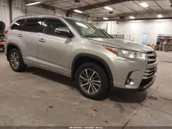 5TDJZRFH6JS534985 2018 TOYOTA HIGHLANDER