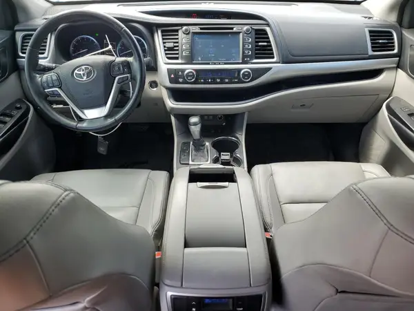 5TDJZRFH6JS542441 2018 TOYOTA HIGHLANDER - Image 8