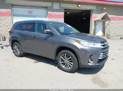 5TDJZRFH6JS546540 2018 TOYOTA HIGHLANDER