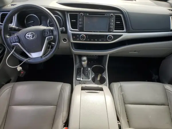 5TDJZRFH6JS812607 2018 TOYOTA HIGHLANDER - Image 7