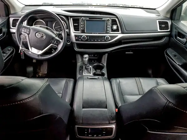 5TDJZRFH6JS825048 2018 TOYOTA HIGHLANDER - Image 8