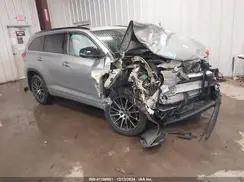 5TDJZRFH6JS843646 2018 TOYOTA HIGHLANDER