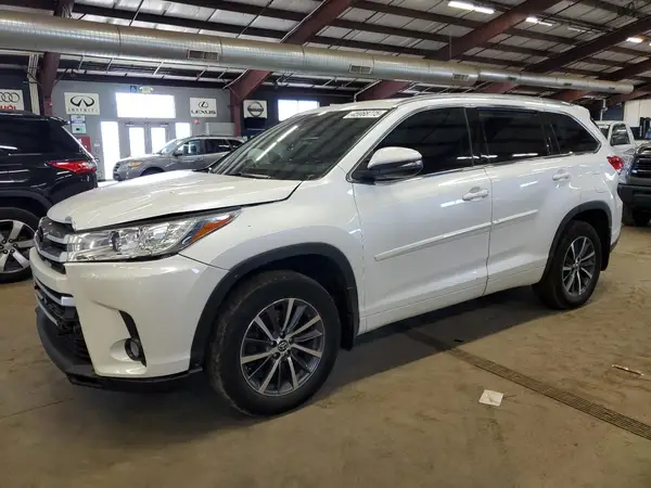 5TDJZRFH6JS844912 2018 TOYOTA HIGHLANDER - Image 1