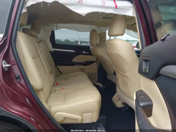 5TDJZRFH6JS846160 2018 TOYOTA HIGHLANDER - Image 8