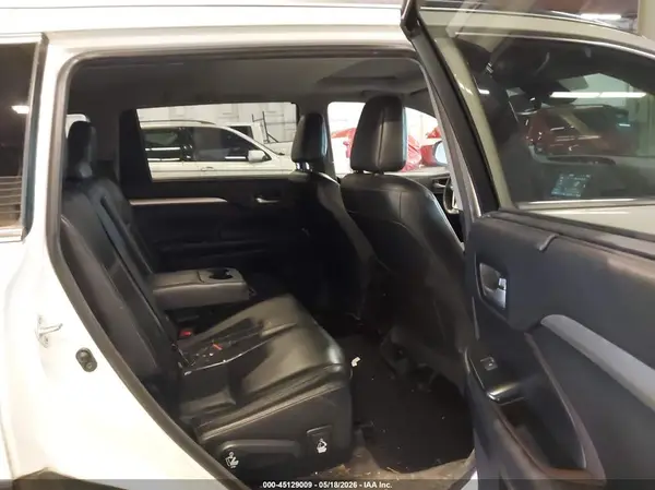 5TDJZRFH6JS846742 2018 TOYOTA HIGHLANDER - Image 8