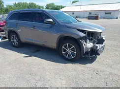 5TDJZRFH6JS875870 2018 TOYOTA HIGHLANDER