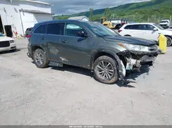 5TDJZRFH6JS882317 2018 TOYOTA HIGHLANDER