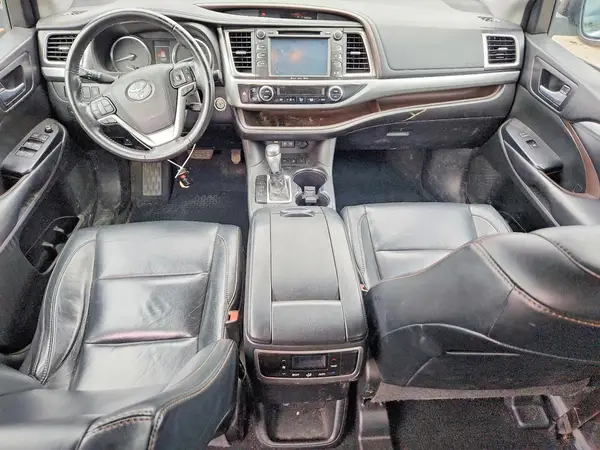 5TDJZRFH6JS888120 2018 TOYOTA HIGHLANDER - Image 8