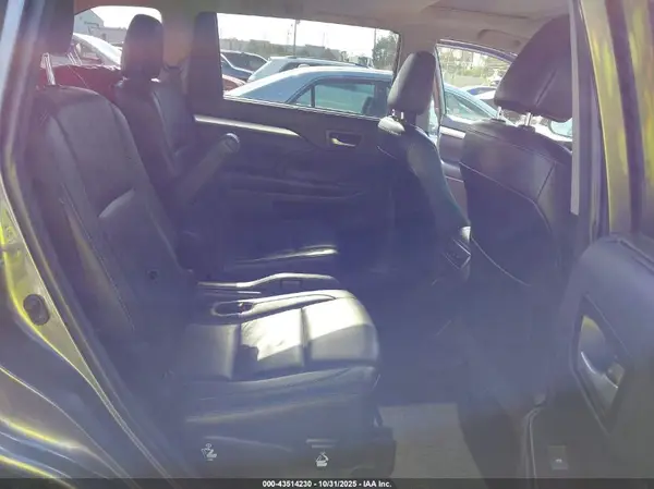 5TDJZRFH6JS905613 2018 TOYOTA HIGHLANDER - Image 8