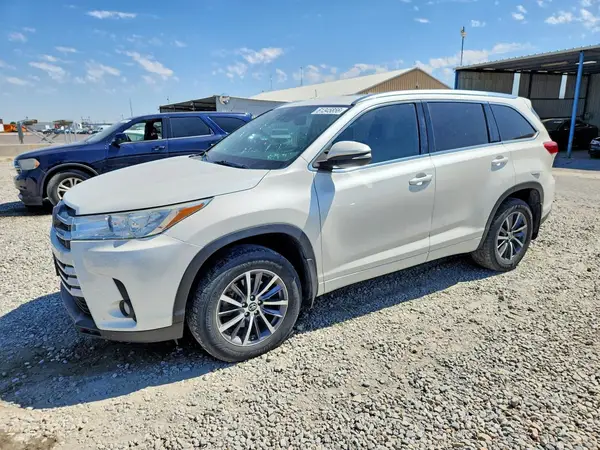 5TDJZRFH6JS909418 2018 TOYOTA HIGHLANDER - Image 1