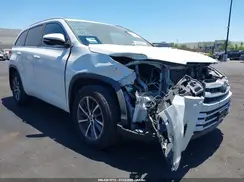5TDJZRFH6JS913081 2018 TOYOTA HIGHLANDER