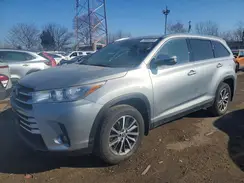 5TDJZRFH6KS567132 2019 TOYOTA HIGHLANDER