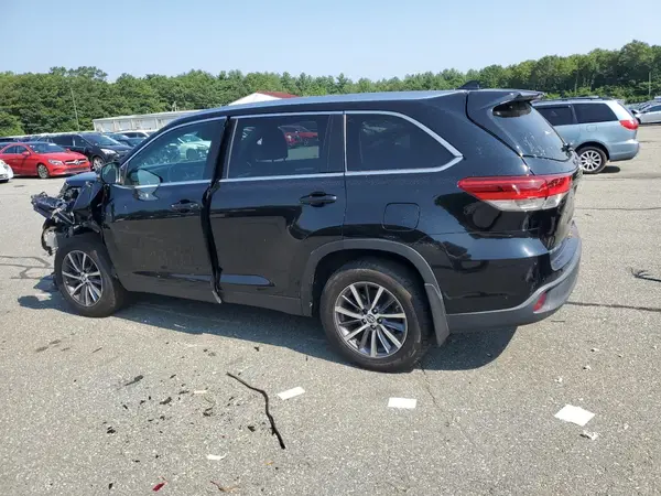 5TDJZRFH6KS568684 2019 TOYOTA HIGHLANDER - Image 2