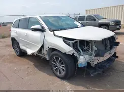 5TDJZRFH6KS572430 2019 TOYOTA HIGHLANDER