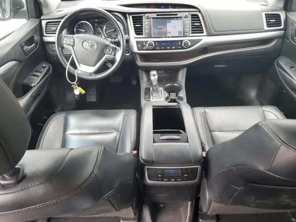 5TDJZRFH6KS579619 2019 TOYOTA HIGHLANDER - Image 8