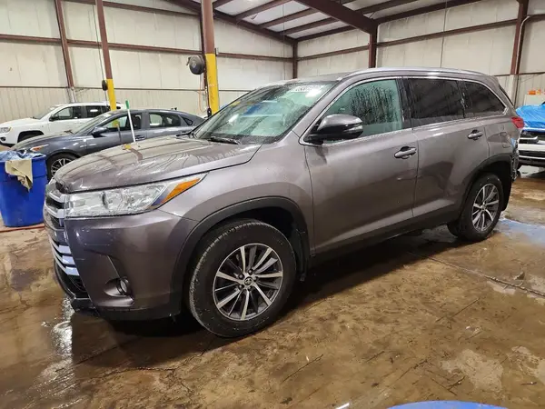 5TDJZRFH6KS580236 2019 TOYOTA HIGHLANDER - Image 1
