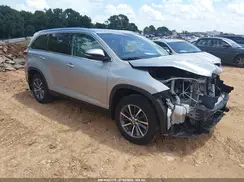 5TDJZRFH6KS593357 2019 TOYOTA HIGHLANDER