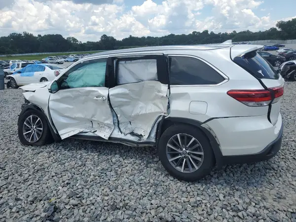 5TDJZRFH6KS595660 2019 TOYOTA HIGHLANDER - Image 2