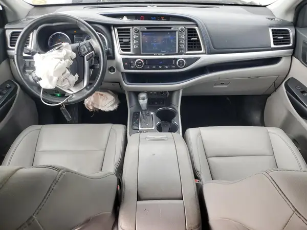 5TDJZRFH6KS596906 2019 TOYOTA HIGHLANDER - Image 8