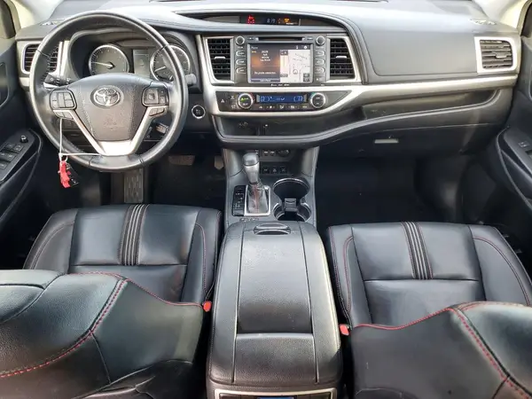 5TDJZRFH6KS599529 2019 TOYOTA HIGHLANDER - Image 8