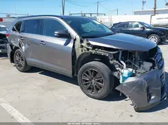 5TDJZRFH6KS603000 2019 TOYOTA HIGHLANDER