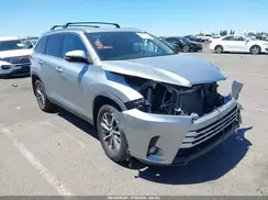 5TDJZRFH6KS609704 2019 TOYOTA HIGHLANDER