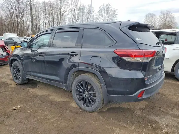 5TDJZRFH6KS613879 2019 TOYOTA HIGHLANDER - Image 2