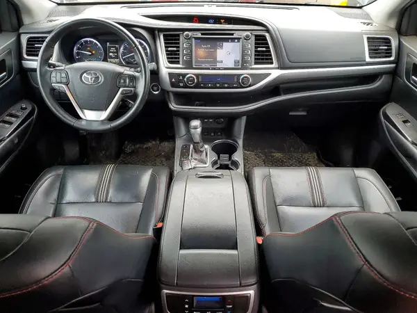 5TDJZRFH6KS613879 2019 TOYOTA HIGHLANDER - Image 8