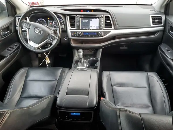 5TDJZRFH6KS621092 2019 TOYOTA HIGHLANDER - Image 8