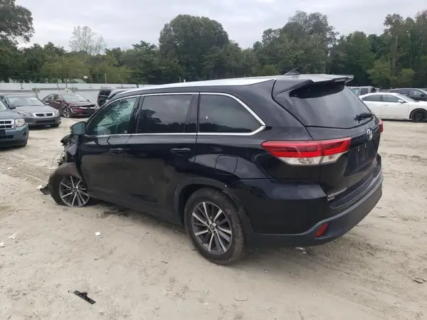 5TDJZRFH6KS622002 2019 TOYOTA HIGHLANDER - Image 2