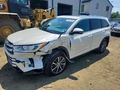 5TDJZRFH6KS622744 2019 TOYOTA HIGHLANDER