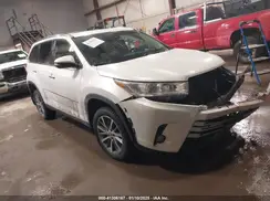 5TDJZRFH6KS622808 2019 TOYOTA HIGHLANDER