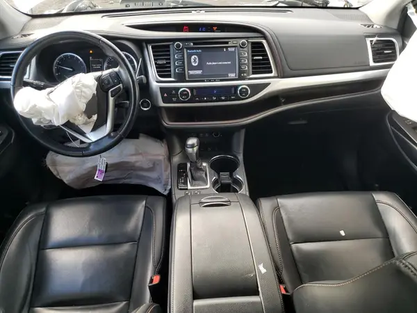 5TDJZRFH6KS626793 2019 TOYOTA HIGHLANDER - Image 8